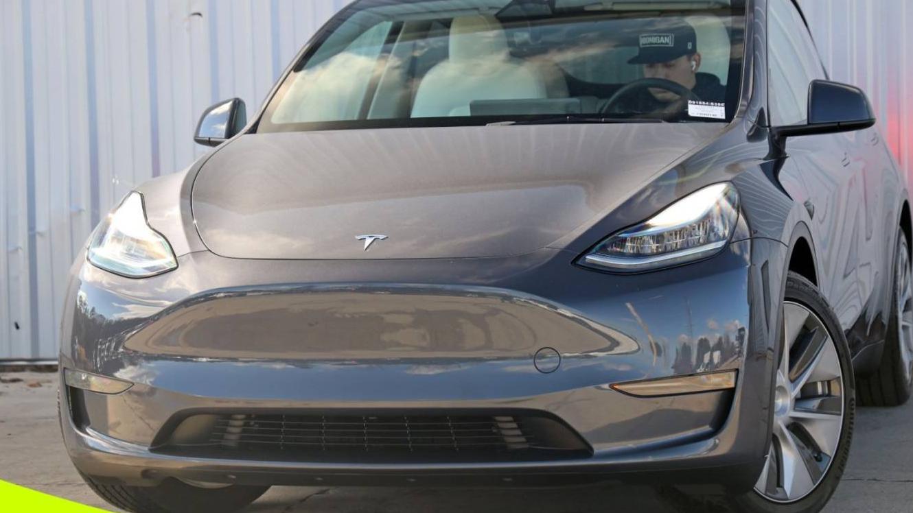 TESLA MODEL Y 2023 7SAYGDEE8PA091654 image